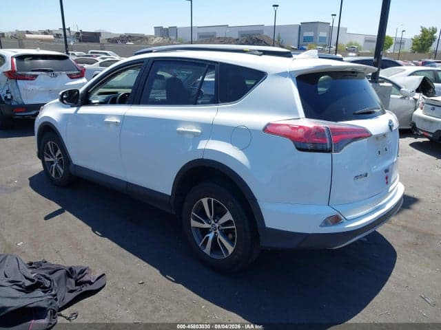 2017 TOYOTA RAV4 XLE 3