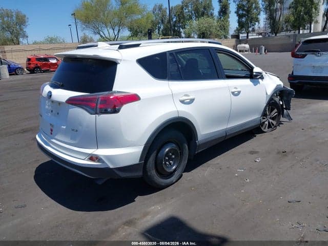 2017 TOYOTA RAV4 XLE 4