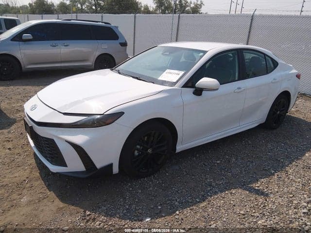 2025 TOYOTA CAMRY SE 2