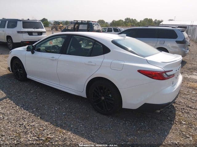 2025 TOYOTA CAMRY SE 3