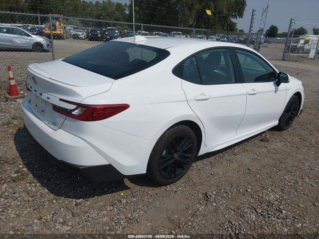 2025 TOYOTA CAMRY SE 4