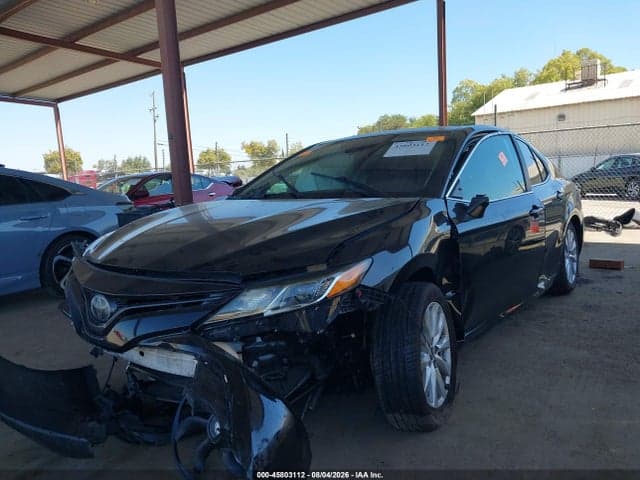 2019 TOYOTA CAMRY LE 2