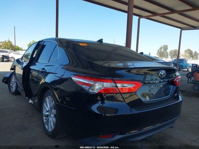 2019 TOYOTA CAMRY LE 3