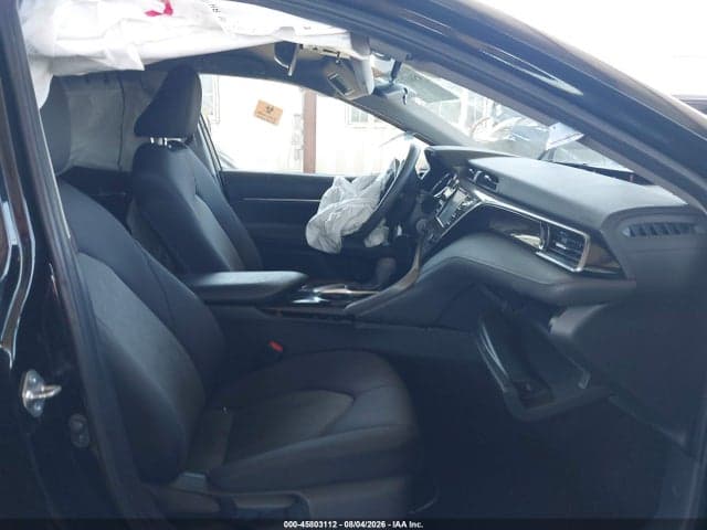 2019 TOYOTA CAMRY LE 5