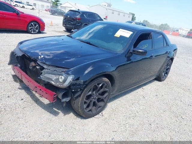 2019 CHRYSLER 300 2