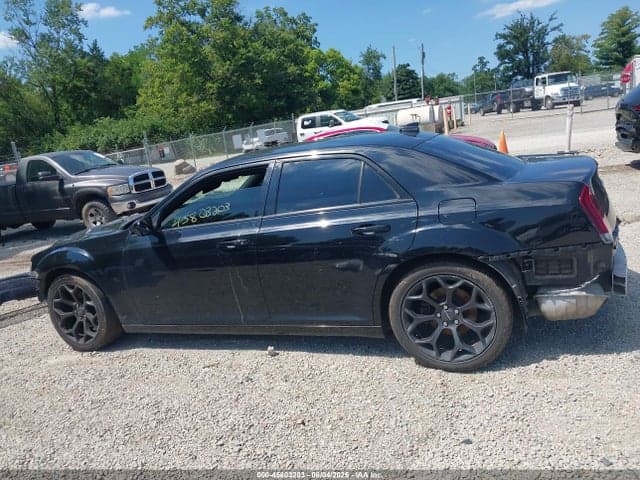 2019 CHRYSLER 300 15