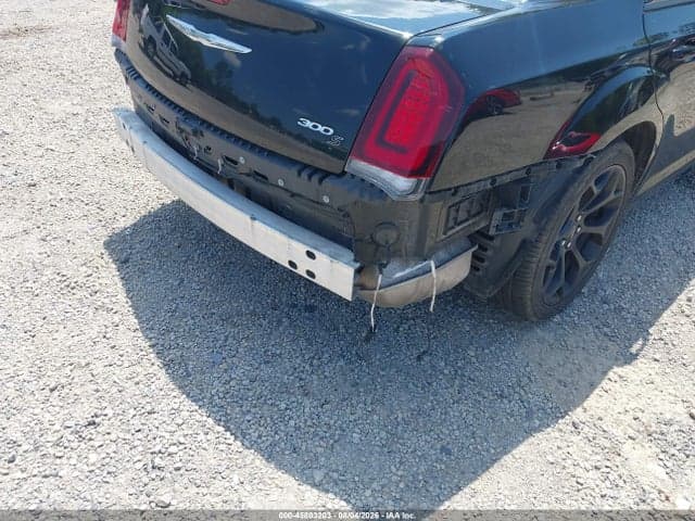 2019 CHRYSLER 300 21