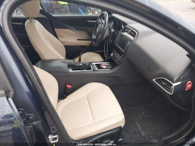 2018 JAGUAR XE 25T 5