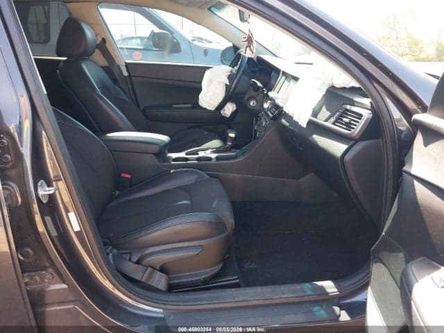 2018 KIA OPTIMA S 5