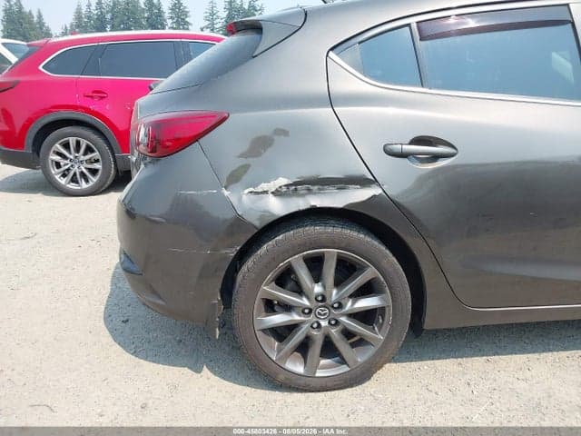 2018 MAZDA MAZDA3 TOURING 6