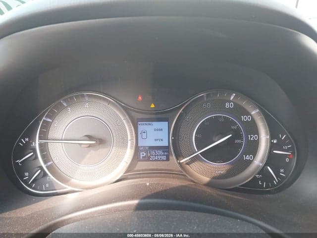 2017 INFINITI QX80 7