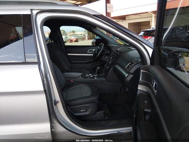 2017 FORD EXPLORER XLT 5
