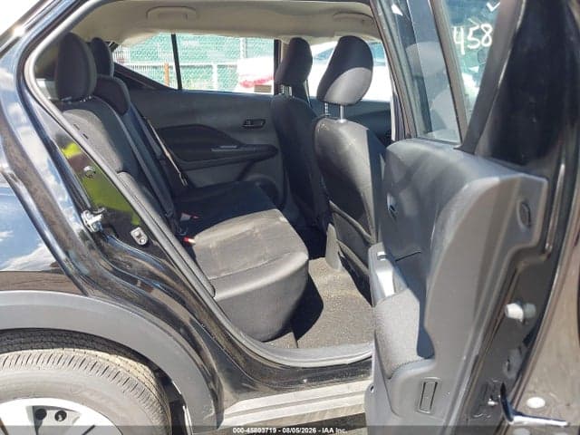 2025 NISSAN KICKS PLAY S 8