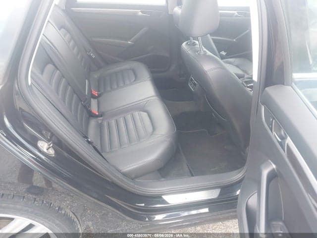 2017 VOLKSWAGEN PASSAT 1.8T SEL PREMIUM 8
