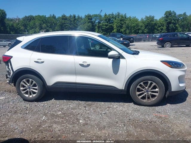 2020 FORD ESCAPE SE 14