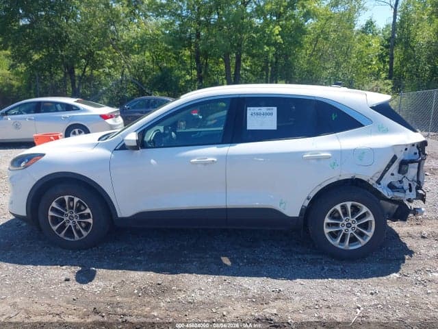 2020 FORD ESCAPE SE 15
