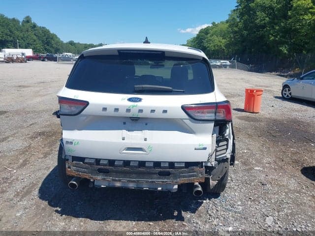 2020 FORD ESCAPE SE 17