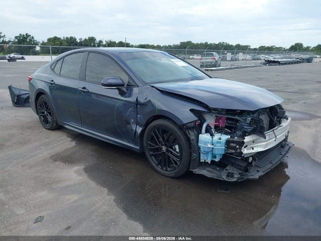 2026 TOYOTA CAMRY SE 1