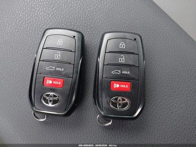 2026 TOYOTA CAMRY SE 11