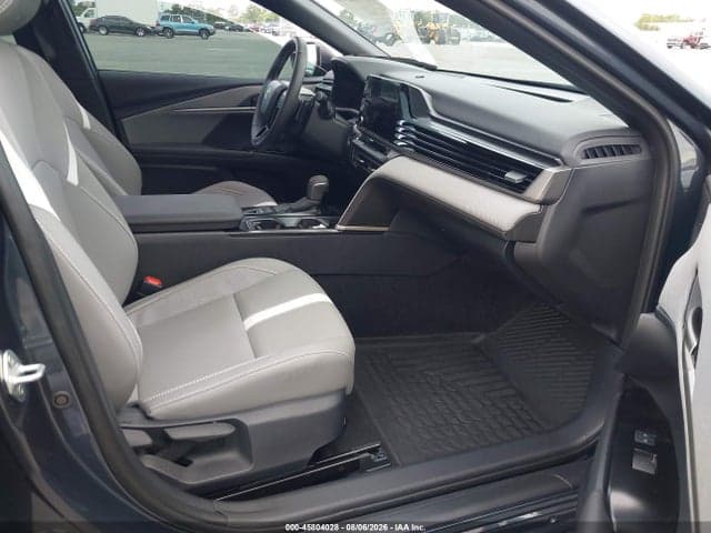 2026 TOYOTA CAMRY SE 5
