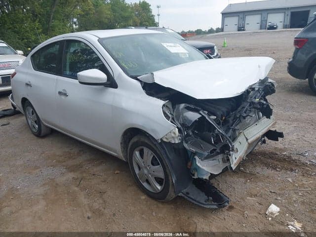 2019 NISSAN VERSA 1.6 SV - 1