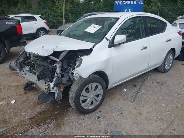 2019 NISSAN VERSA 1.6 SV 2