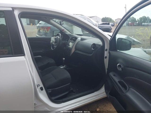 2019 NISSAN VERSA 1.6 SV 5