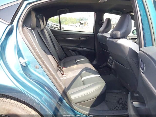 2025 TOYOTA CAMRY SE 8