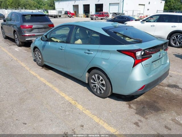 2020 TOYOTA PRIUS XLE AWD-E 3