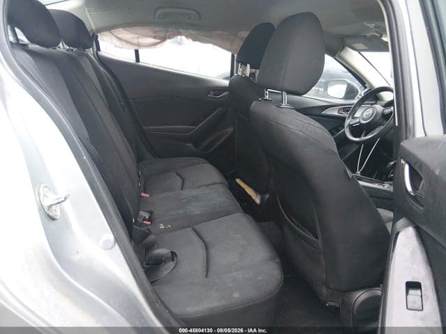 2018 MAZDA MAZDA3 SPORT 8
