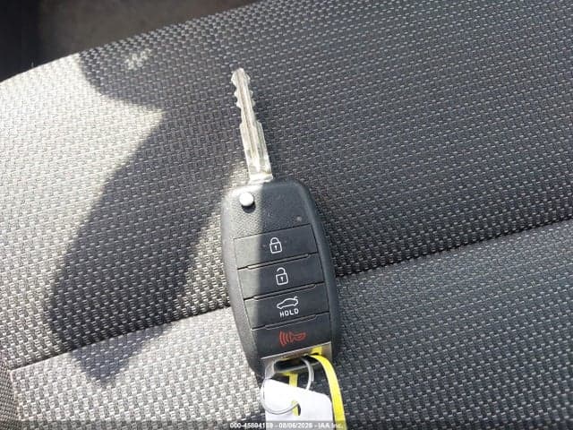 2017 KIA FORTE LX 11