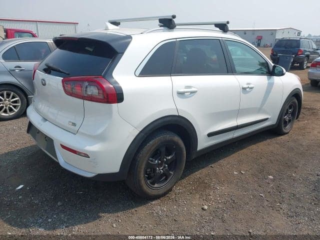 2017 KIA NIRO EX 4