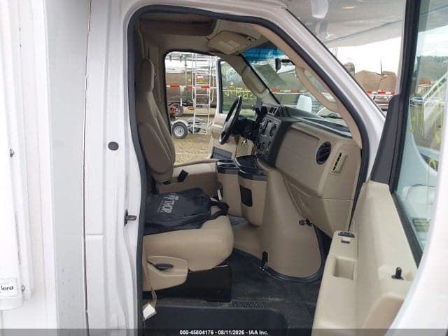 2017 FORD E-350 CUTAWAY 5