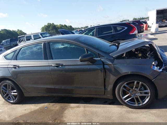 2019 FORD FUSION SE 13