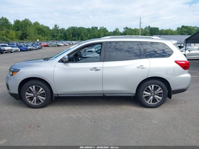 2017 NISSAN PATHFINDER S 14