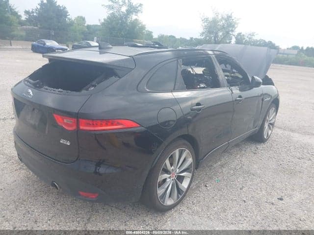 2017 JAGUAR F-PACE 35T R-SPORT 4