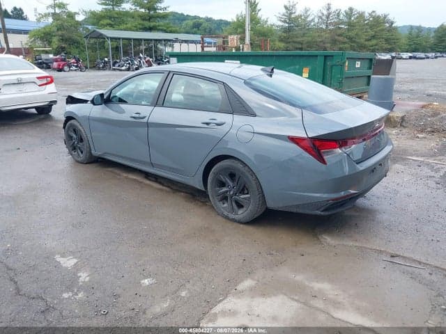 2021 HYUNDAI ELANTRA SEL 3