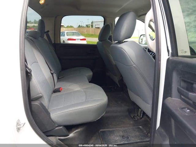 2018 RAM 3500 TRADESMAN 4X2 8' BOX 8