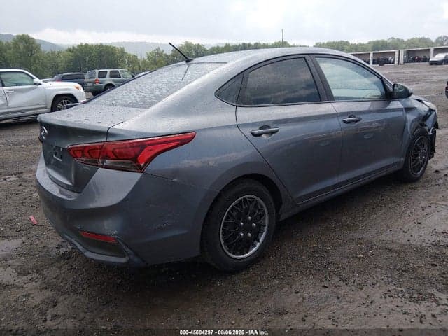 2019 HYUNDAI ACCENT SE 4