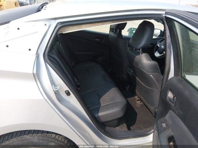 2017 TOYOTA PRIUS FOUR 8