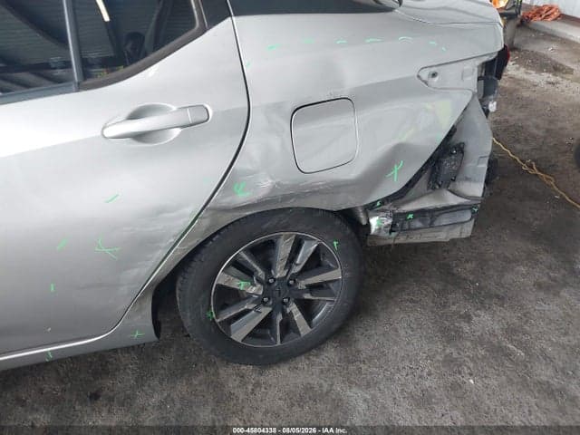 2021 NISSAN VERSA SV XTRONIC CVT 6
