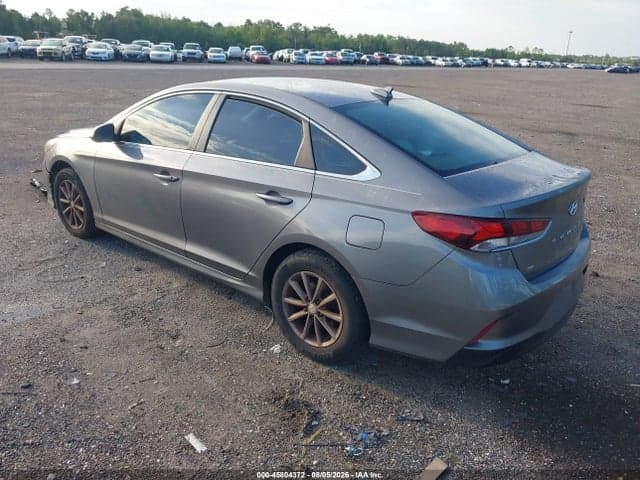 2018 HYUNDAI SONATA SE 3