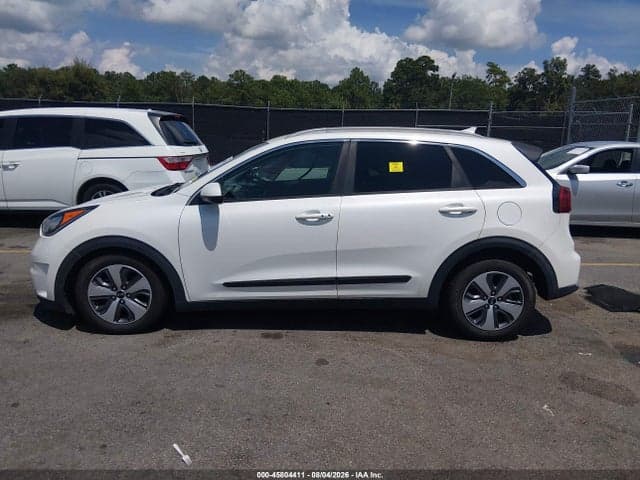 2019 KIA NIRO LX 14