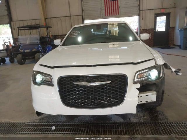 2019 CHRYSLER 300 300S 13