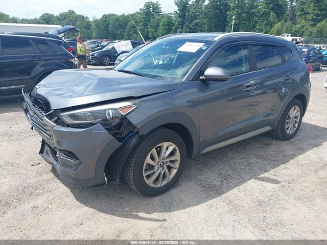 2017 HYUNDAI TUCSON SE 2