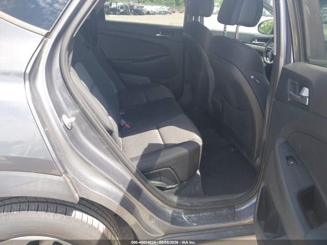 2017 HYUNDAI TUCSON SE 8