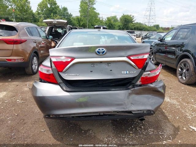 2017 TOYOTA CAMRY HYBRID XLE 16