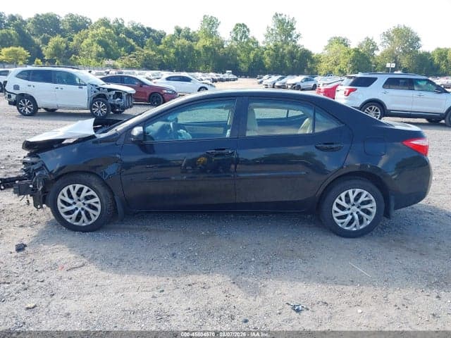 2017 TOYOTA COROLLA LE 13