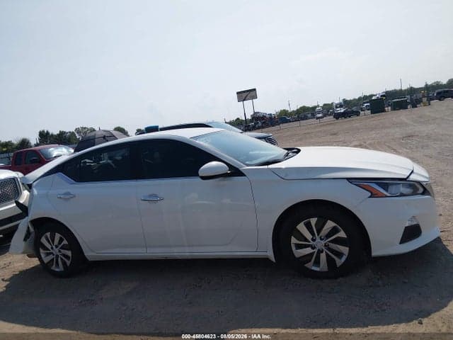 2020 NISSAN ALTIMA S FWD 13