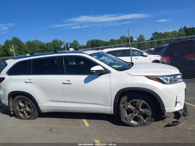 2017 TOYOTA HIGHLANDER LIMITED PLATINUM 13